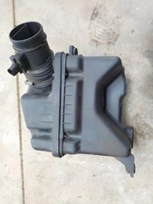 2009-2011 Chevrolet Aveo Air Cleaner Intake Box Assembly OEM picture
