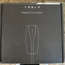 Tesla Gen 2 Universal Mobile Connector charger picture