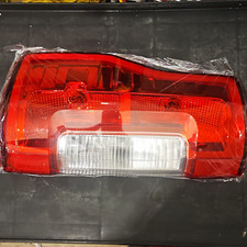 NEW Passenger Side Tail Light 2017-2019 Ford F-250 F-350 Right Rear Halogen Lamp picture