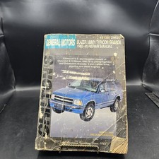 Chilton's General Motors Chevy Blazer Jimmy Bravada 1983-95 Repair Manual 8139 picture