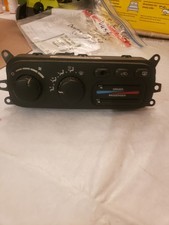 2003-05 Dodge Ram HEATER CLIMATE TEMPERATURE CONTROL DUAL ZONE P55056323AC READ  picture