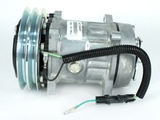 Carquest Complete A/C Compressor Fits 1996-2006 Freightliner FS65 Part ID T58620 picture