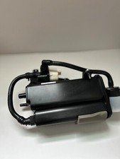 2013-2021 Land Rover Discovery Range Rover Resevior Fuel Vapor Canister LR068424 picture