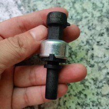 5008677 5005758 2505669C91 Bendix For Navistar Peterbilt Low Air Pressure Sensor picture