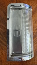 OEM 1985-1988 Lincoln Town Car Passenger Front Parking Light Assembly picture