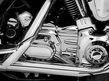 Kuryakyn 8201 Transmission Cover 2002-2006 Harley Touring Twin Cam Chrome picture