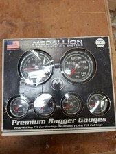Harley Davidson SKULL Bagger Gauge Kit Medallion 2004-10 FLH FLT   8960-00123-01 picture