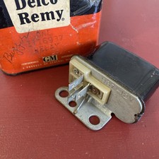 1957 BUICK ROADMASTER SPEED SAFETY MINDER BUZZER RELAY NOS 1116937 picture