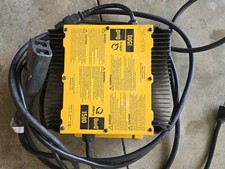 Delta Q Quiq 72 Volt 12 A Battery Charger 913-7200-02 picture