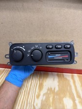 02 03 04 05  Dodge Ram 1500 2500 3500 Dual Zone AC/Heat Climate Control picture