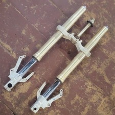2000-2001 Yamaha R1 Front End Forks Triple Tree Clamps  picture