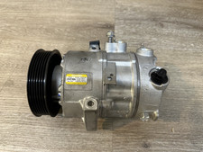 2015-18 HYUNDAI TUCSON AC COMPRESSOR OEM PART # 97701-D3200-AS1 picture