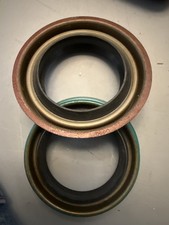 Chevy TH400 32-Spline Output Seal Pair 1964-79 9449 picture