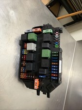 OEM A2219067300 MERCEDES-BENZ S550 FRONT UNDER HOOD FUSE BOX MODULE 07-13 #55 picture