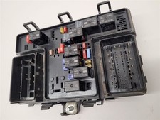 2015-2016 Ford Fusion Engine Fuse Box Assembly OEM picture