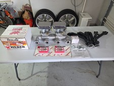 Clifford 6=8 Performance Ford 215/223/262 Dual weber system intake W/Headers. picture