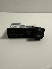 OEM JPLA-19E110-BB JAGUAR XE USB SOCKET PLUG CONNECTOR PORT MODULE 2020 picture