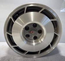 1984-1986 CHEVROLET CORVETTE ALLOY WHEEL RIGHT 16X9.5 P/N 14094588 picture