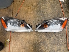 headlights assembly pair picture