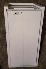 94 95 96 97 98 99 2000 01 02 Crownline 266 Bowrider Boat cabin door doors picture