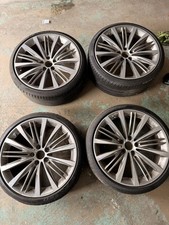BMW  OEM 21”  LA V-Spoke 463 And Pirelli PZero Staggered Wheel set picture