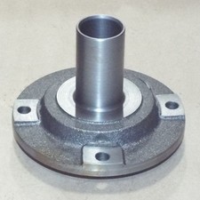 FRONT BEARING RETAINER - CHEVY 1992-95 - CASTED (C17315) - NV4500 picture