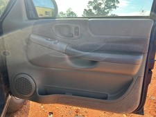 JIMMYS15  2001 Front Door Trim Panel 104846759 picture