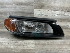 USED - 2007-2013 Volvo 80 Series R Headlamp Halogen - OEM picture