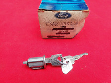 63 64 65 66 67 MUSTANG GALAXIE BRONCO NOS IGN. LOCK CYLINDER & KEYS C3AZ 11582 A picture