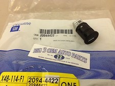 OEM New Chevrolet GMC Cadillac Truck / SUV USB Plug /  Port / Socket 20944422 picture