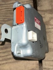2010-2016 Prius C hybrid battery voltage sensor picture