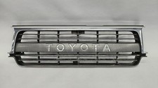 91-95 Toyota Land Cruiser Front Upper Grille Assembly Insert Gray & Chrome OEM picture