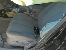 2006-2008 Hyundai Sonata Driver Front Seat Oem K8UM2 picture