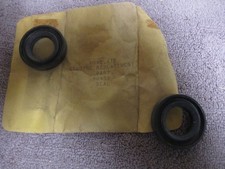 NOS New Homelite Chainsaw or Trimmer Oil Seals (2) Vintage Parts # 90439 picture