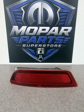 OEM 19-23 JEEP CHEROKEE BUMPER COVER REFLECTOR BEZEL REAR LEFT SIDE 68275963AC picture