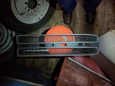 1960's Pontiac grill set picture