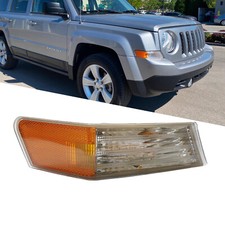 For 07-17 Jeep Patriot Front Passenger Side Parking Turn Signal Marker Light picture