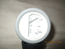 FARIA TRIM INSTRUMENT GAUGE GP8716A picture