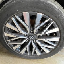 Used Wheel fits: 2023 Nissan Altima 17x7-1/2 alloy machined and dark gray painte picture