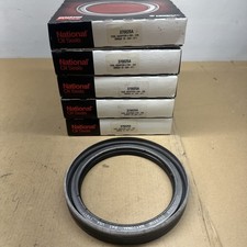 (LOT OF 5) New National Oil Seal 370025A  (Nat-5) picture