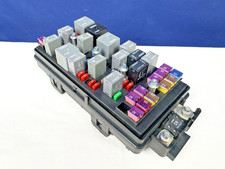 20822694 Chevy 2009-2012 Malibu LS LT LTZ Fuse Box 2.4L 2009 2010 2011 OEM picture
