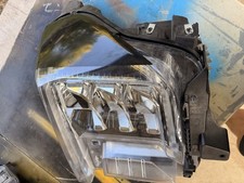20-23 Sierra Hd LH Headlight Assembly picture