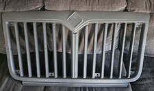 3870720C91 International Navistar GRILLE - GRAY - OEM - NEW picture