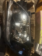 Mitsubishi Outlander 2003-2006 Front Headlights L&R picture