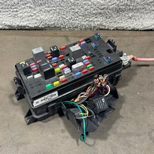 2008-2011 BUICK LUCERNE CADILLAC DTS REAR FUSE BOX UNDER SEAT 13712251 picture
