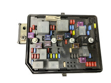 2006-2007 Chevy Impala Engine Fuse Box OEM picture