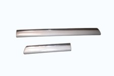 00-06  Chevy Tahoe Silver Chrome Front Rear Passenger Molding Body Trim Oem picture