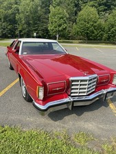 1979 Ford Thunderbird - Original Condition, Carpeted Trunk, Red Hood Ornament picture