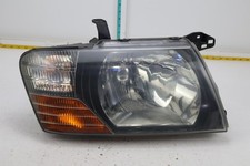 2000-2004 Mitsubishi Pajero Montero Front Right Side Headlight MN133751 OEM picture