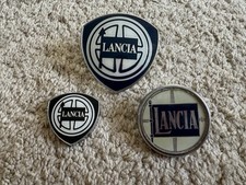 LANCIA DELTA INTEGRALE EVOLUZIONE STEMMI MONTANTI LATERALI F.DO BIANCO Lot Of 3 picture